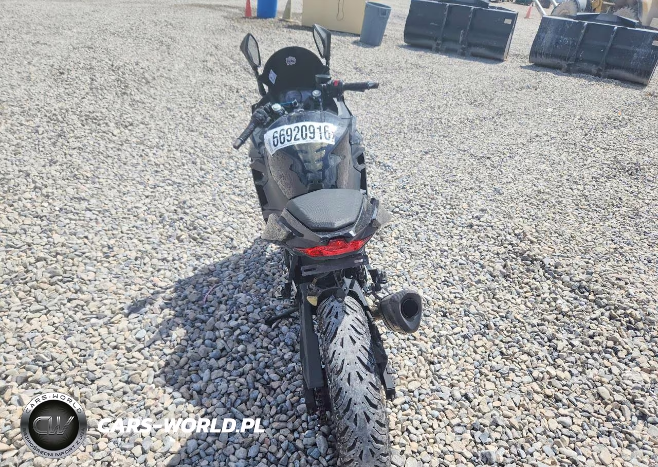 2022 Kawasaki Ex400 VIN:JKAEXKG14NDAE6421 - 4