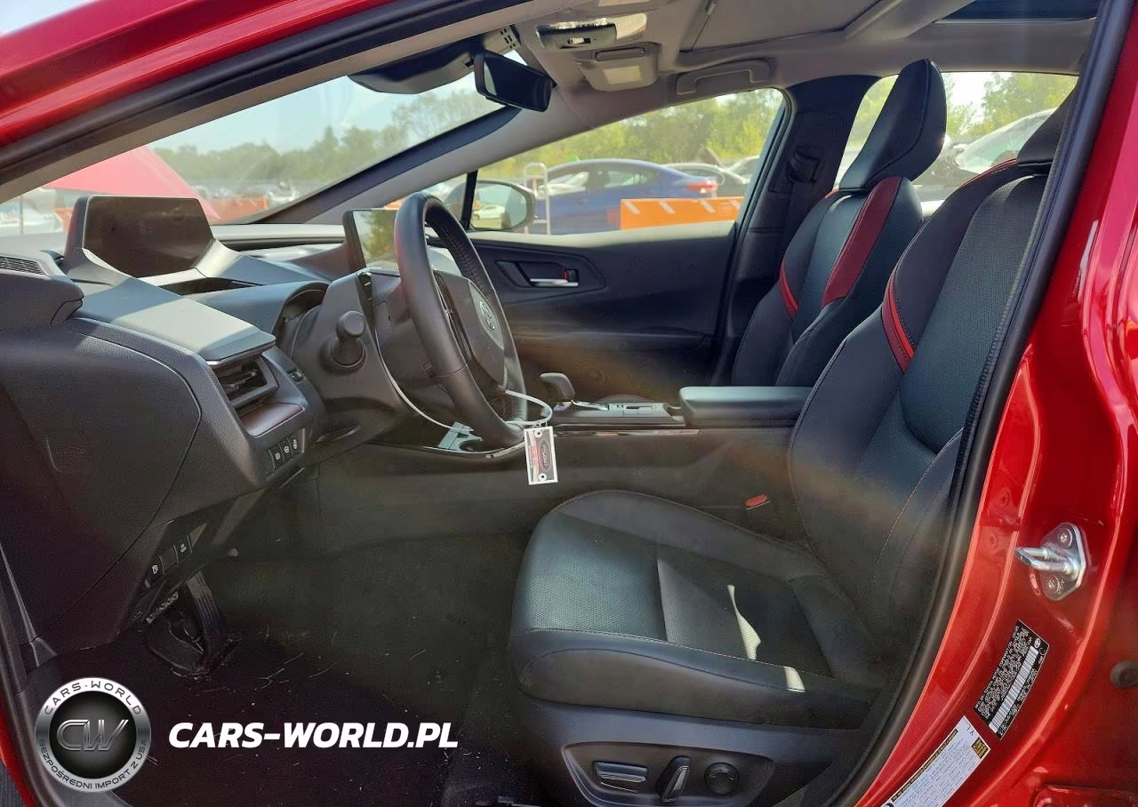 2026 Toyota Prius Plug-In Hybrid Xse VIN:JTDACACU7T3061252 - 7