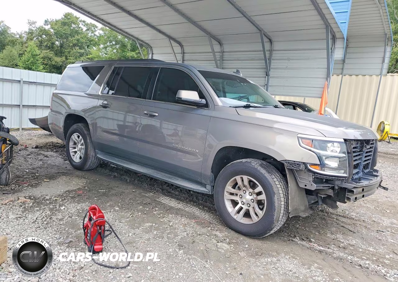 2017 Chevrolet Suburban C1500 Lt VIN:1GNSCHKC9HR144733 - 4
