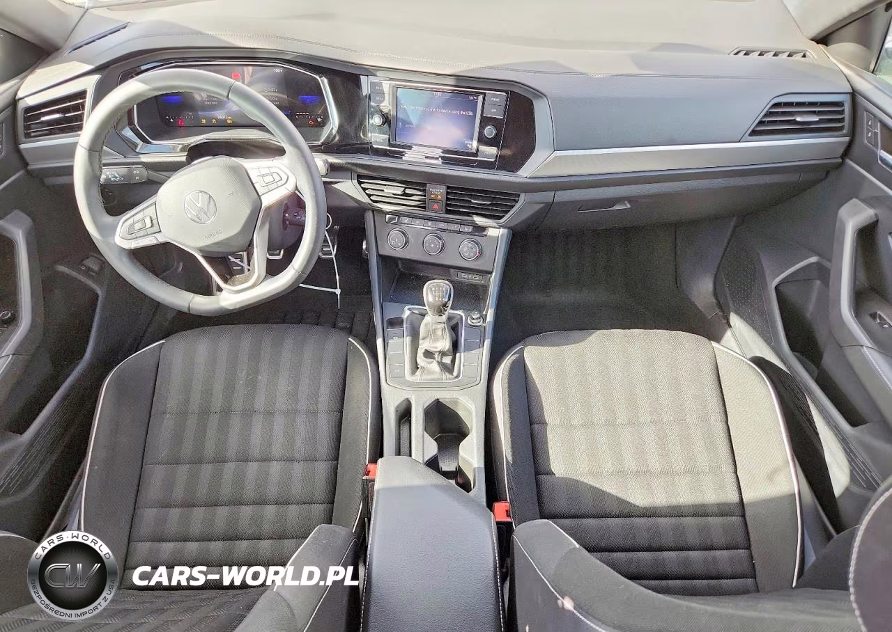 2024 Volkswagen Jetta Sport VIN:3VWAM7BU4RM008997 - 8