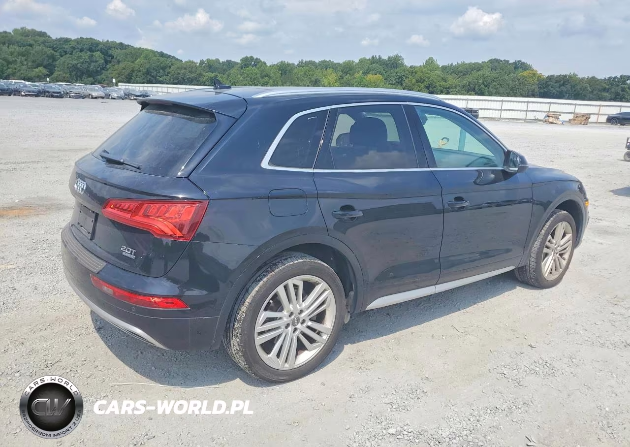 2018 Audi Q5 Premium Plus VIN:WA1BNAFY3J2009594 - 3