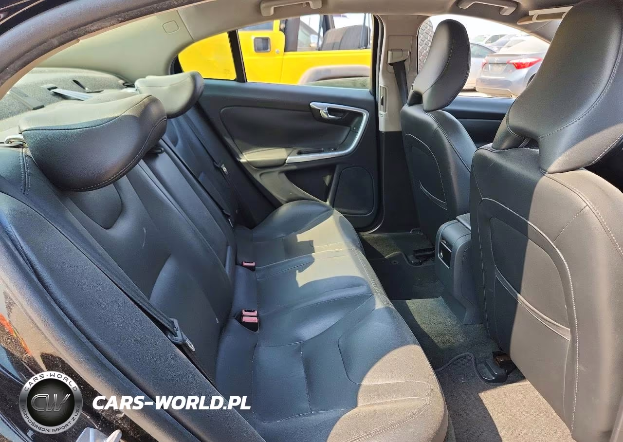 2016 Volvo S60 Premier VIN:YV126MFK5G2393526 - 10