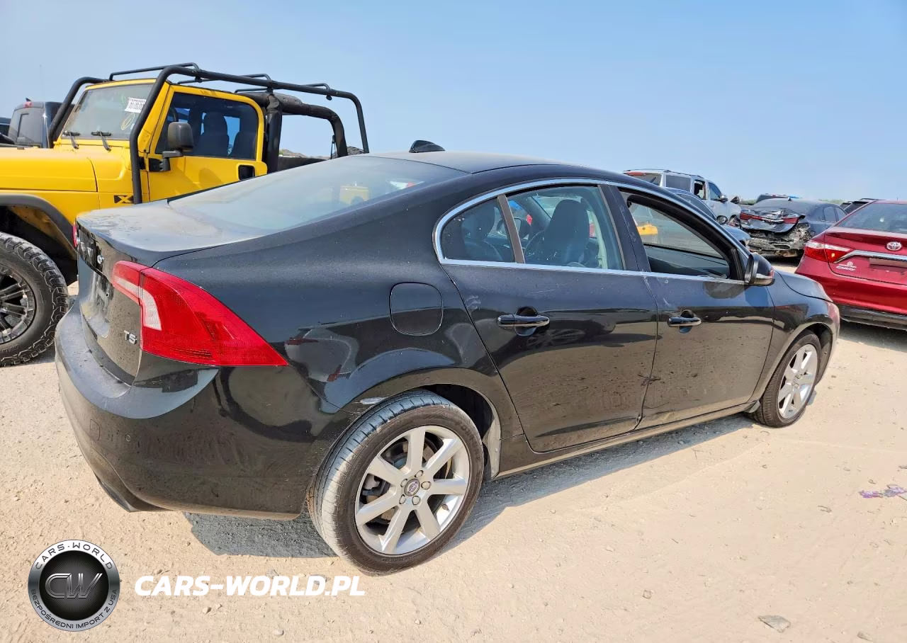 2016 Volvo S60 Premier VIN:YV126MFK5G2393526 - 3