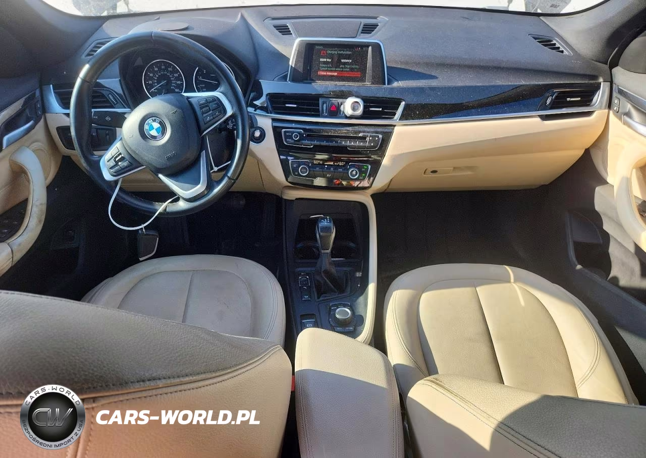 2018 BMW X1 xDrive28I VIN:WBXHT3C38J5F91772 - 8