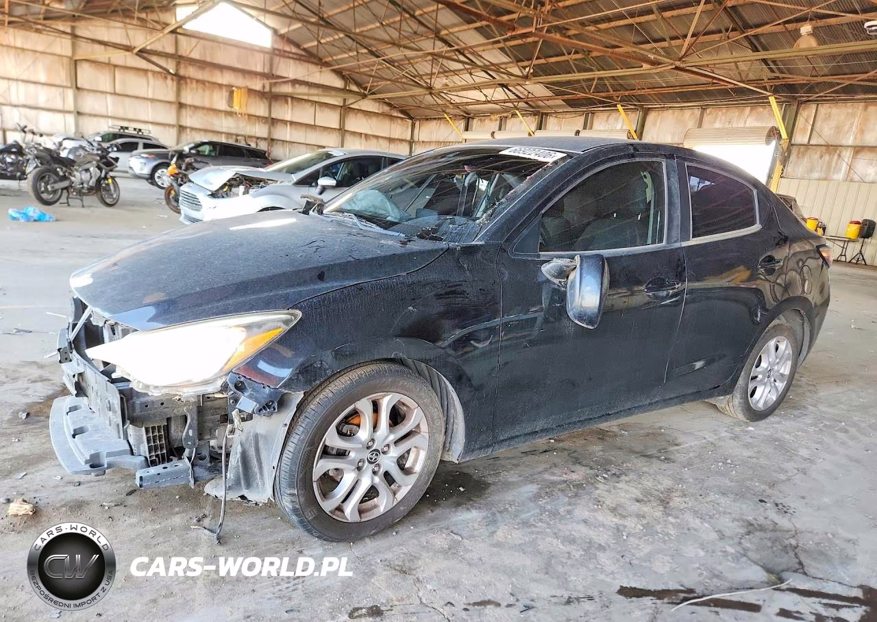 2016 Scion Ia Base – zdjęcie 1 z 12