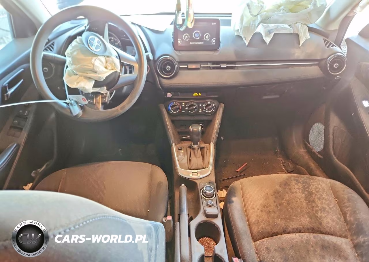 2016 Scion Ia Base VIN:3MYDLBZVXGY136897 - 8