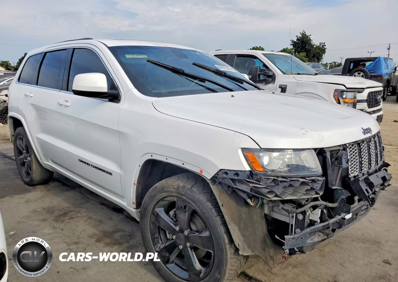 2015 Jeep Grand Cherokee Altitude VIN:1C4RJEAG5FC808123 - 4