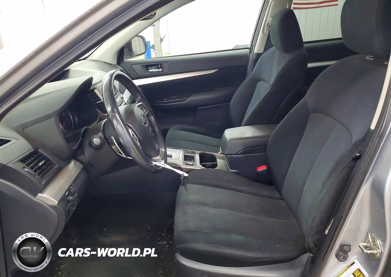 2013 Subaru Outback 2.5I Premium VIN:4S4BRCGC0D3275383 - 7