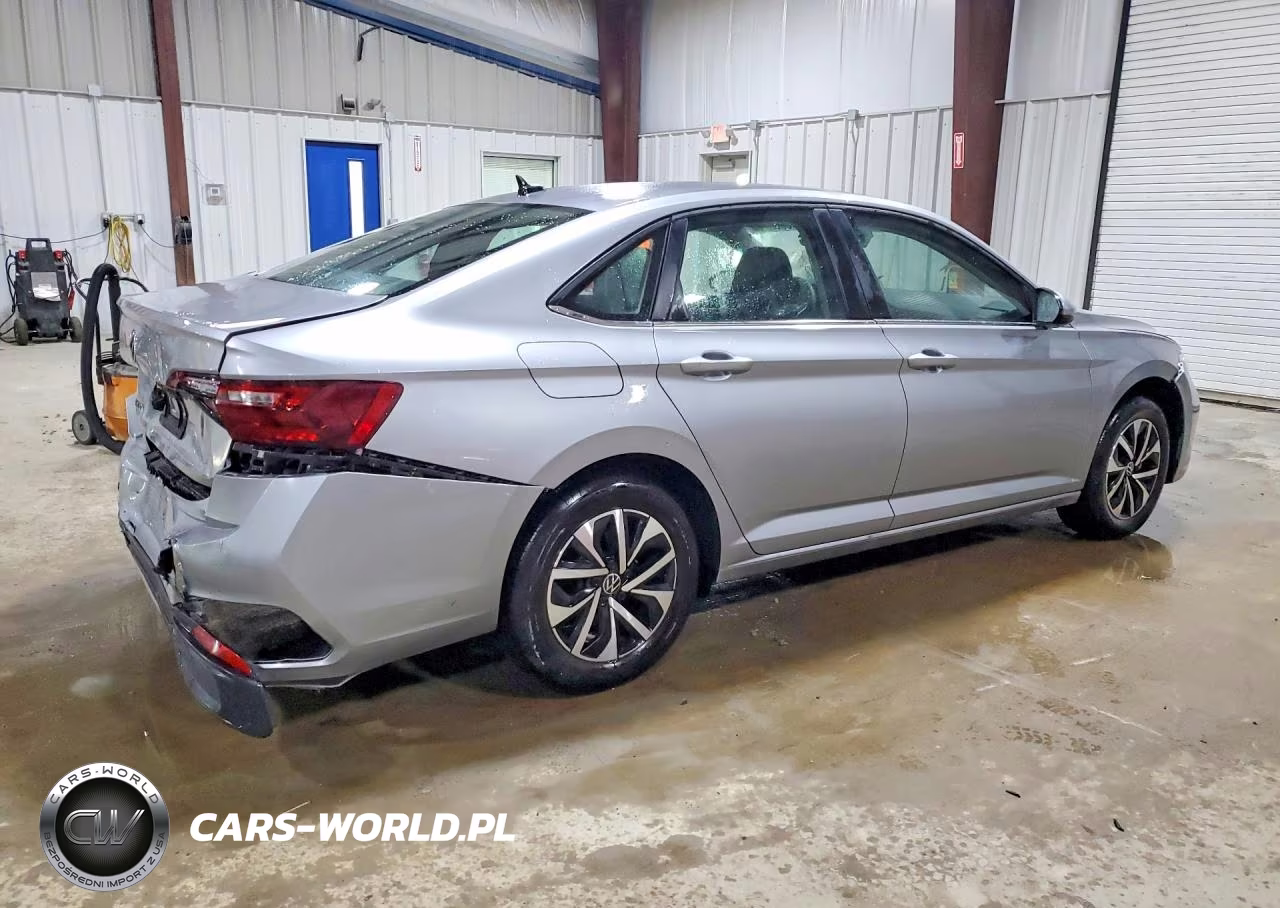 2024 Volkswagen Jetta S VIN:3VW5M7BU5RM082415 - 3