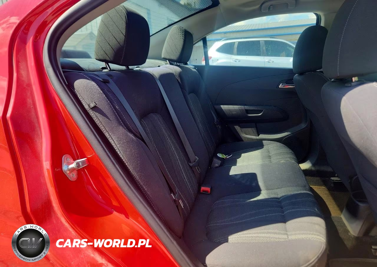2020 Chevrolet Sonic Lt VIN:1G1JD5SB9L4134676 - 10