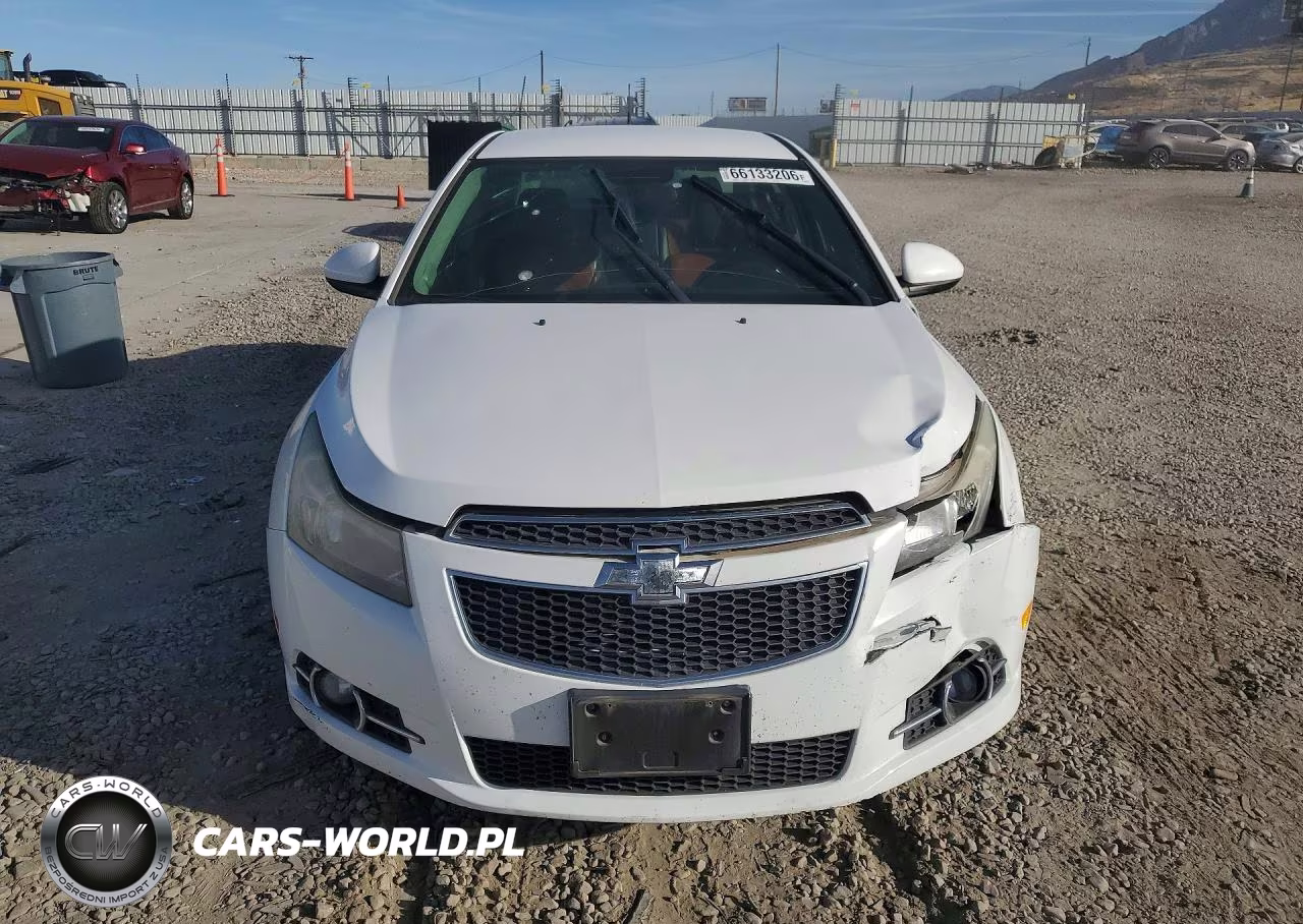 2014 Chevrolet Cruze Lt VIN:1G1PE5SB6E7289582 - 5