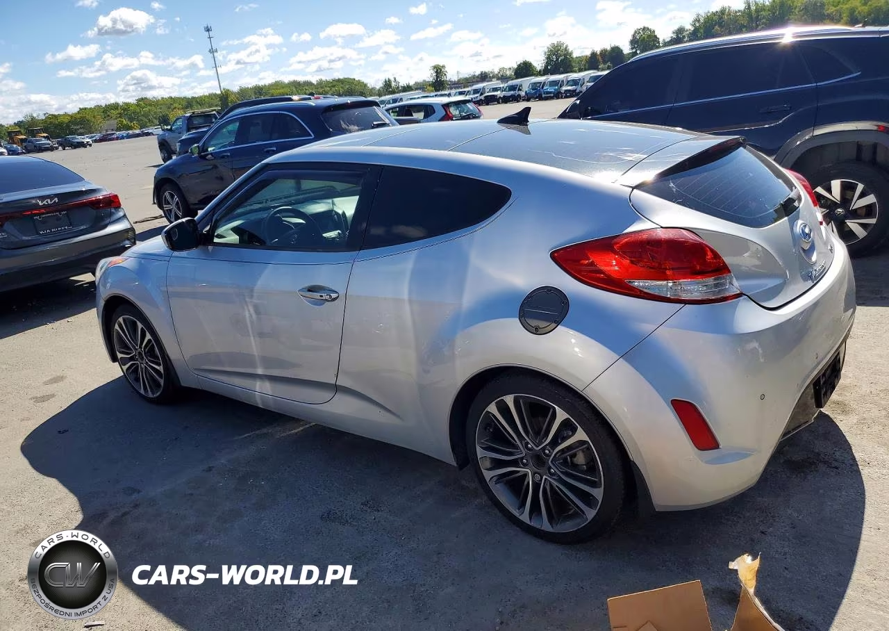 2012 Hyundai Veloster Base VIN:KMHTC6AD8CU075935 - 2