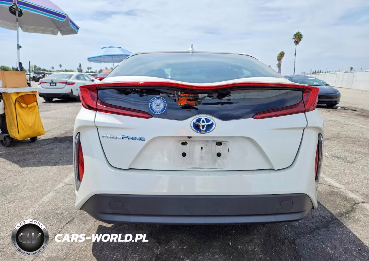 2019 Toyota Prius Prime Premium VIN:JTDKARFP9K3113168 - 6