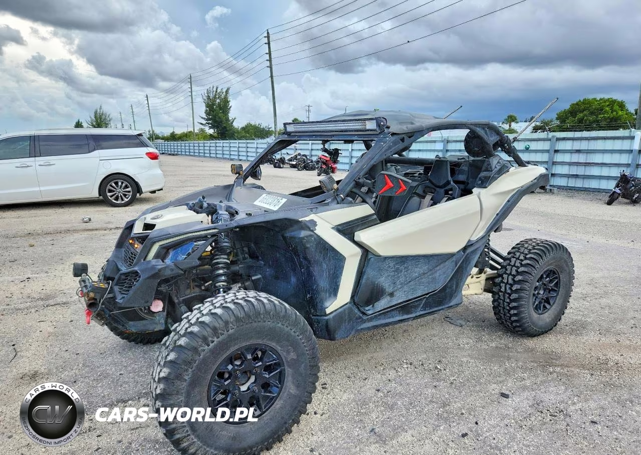 2019 Can-Am Maverick X3 Turbo VIN:3JBVGAY4XKK002786 - 2