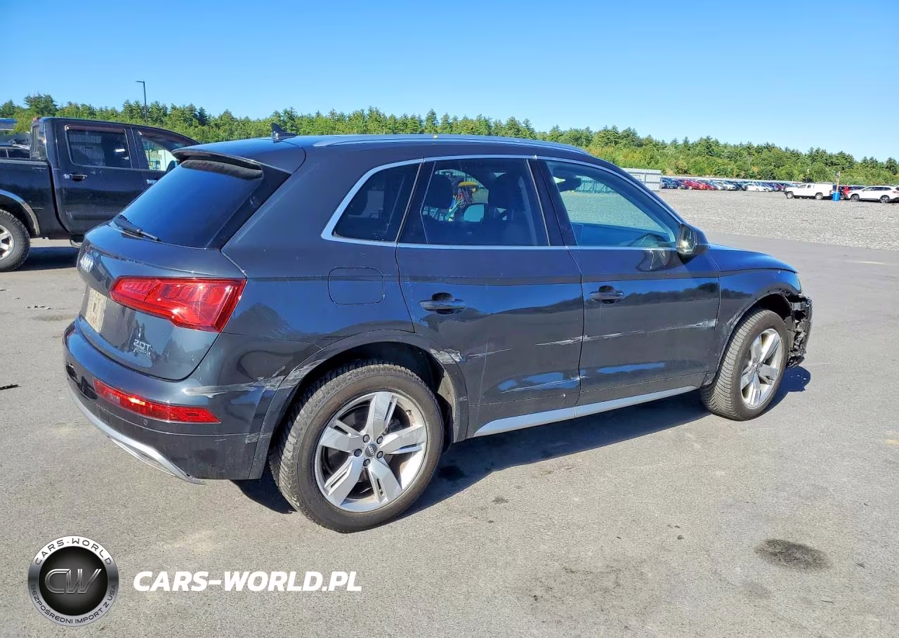 2018 Audi Q5 Premium Plus VIN:WA1BNAFYXJ2026621 - 3