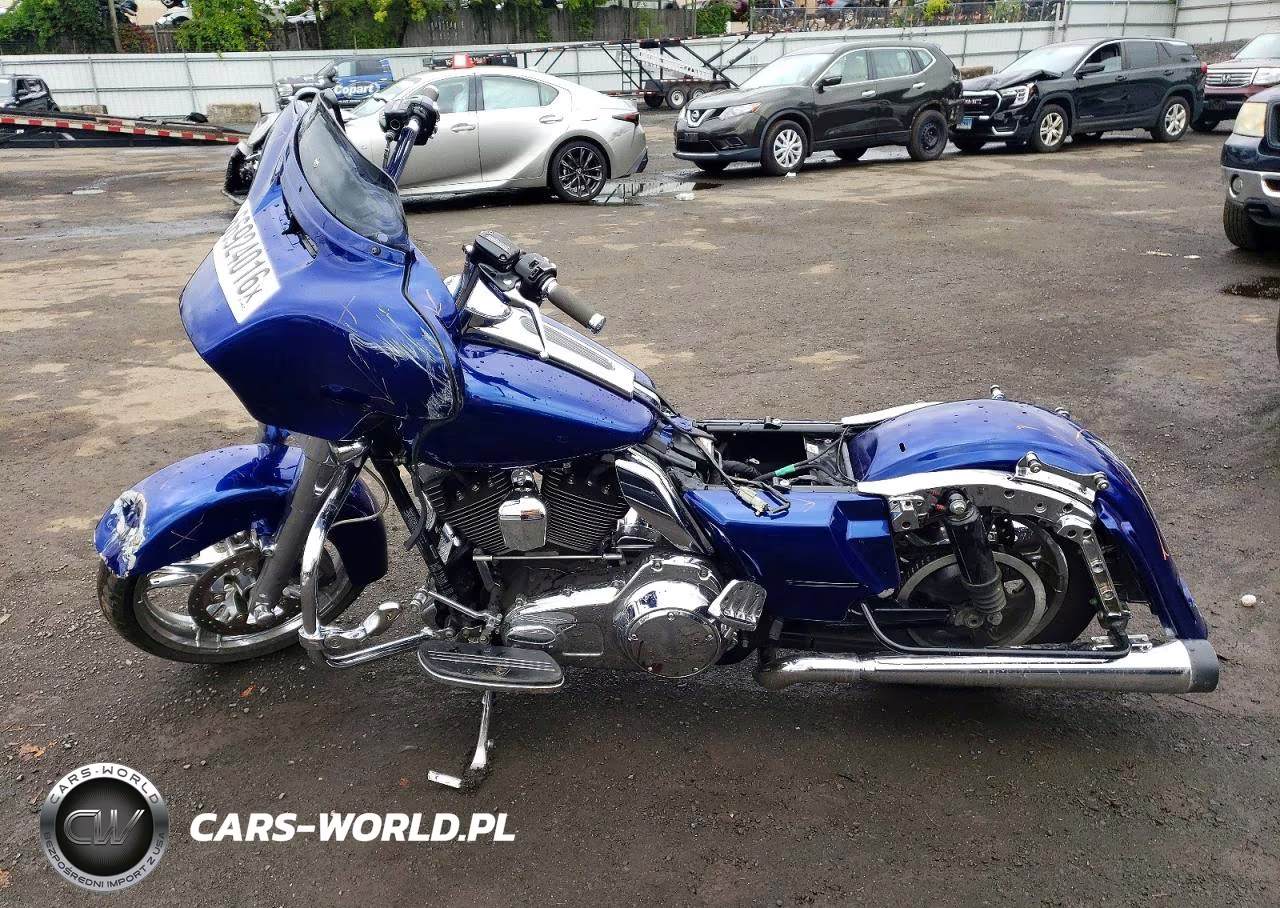 2014 Harley-Davidson Flhx Street Glide VIN:1HD1KBM18EB707743 - 3