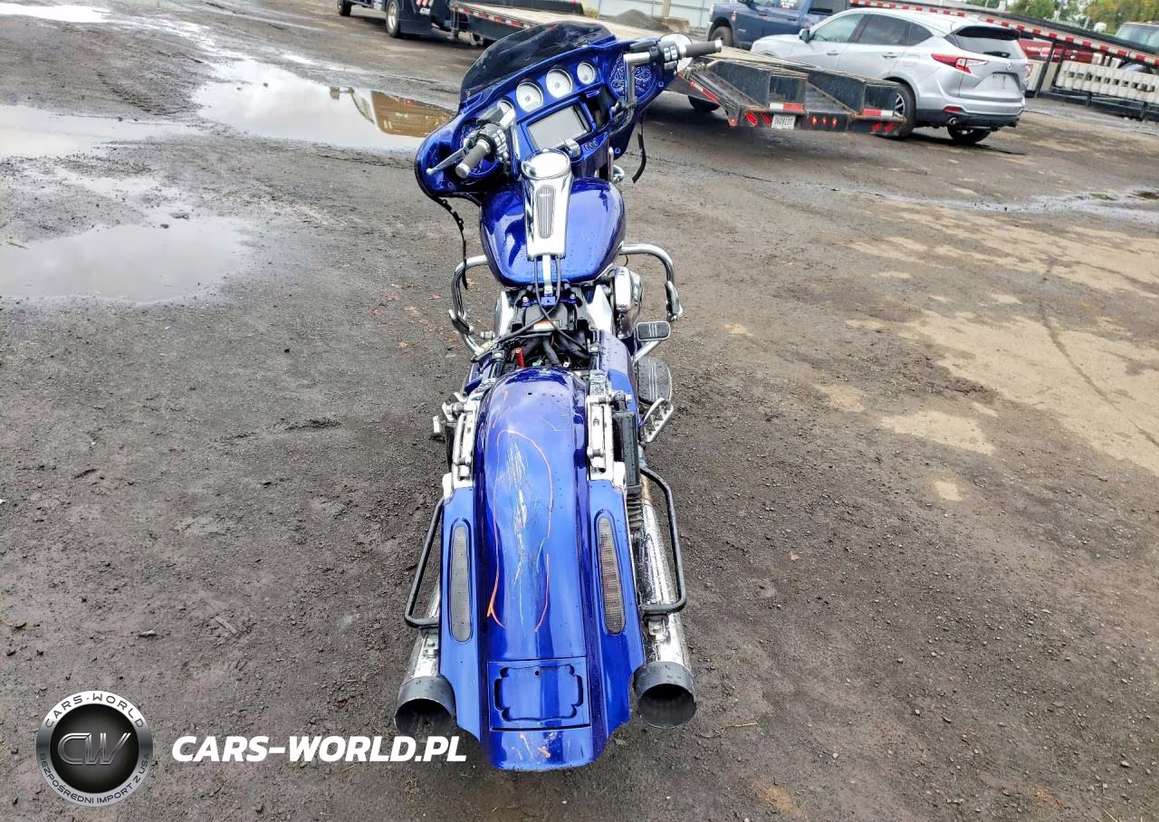 2014 Harley-Davidson Flhx Street Glide VIN:1HD1KBM18EB707743 - 4
