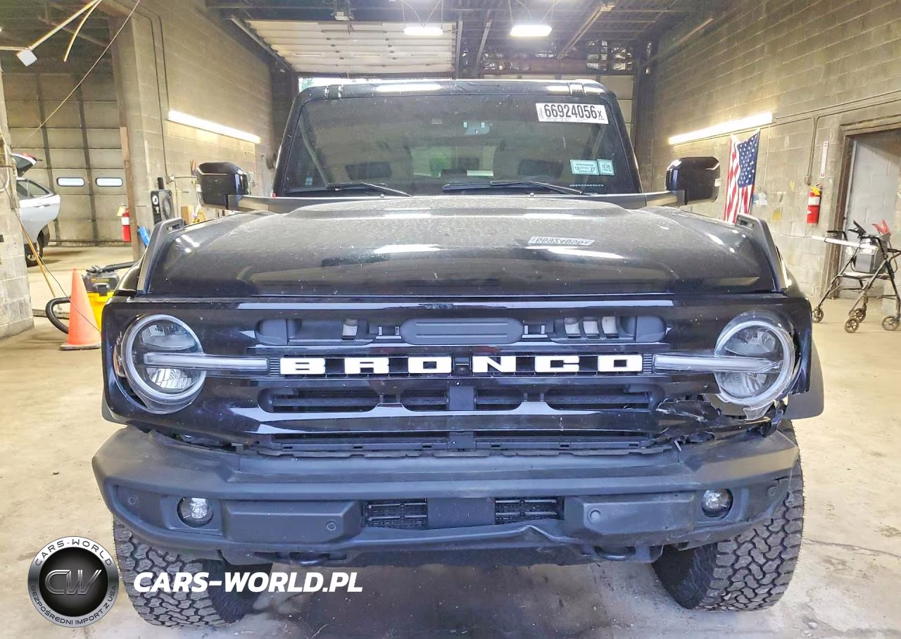 2025 Ford Bronco Outer Banks VIN:1FMEE8BH4SLB43359 - 5