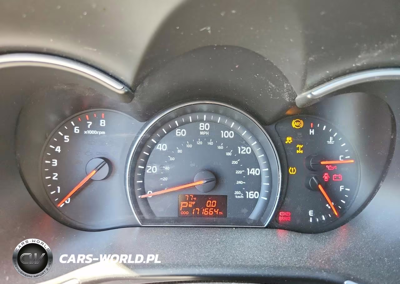 2014 Kia Sorento Lx VIN:5XYKTDA61EG515942 - 9