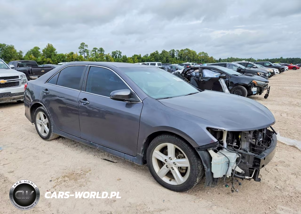 2013 Toyota Camry Se VIN:4T1BF1FK6DU287666 - 4