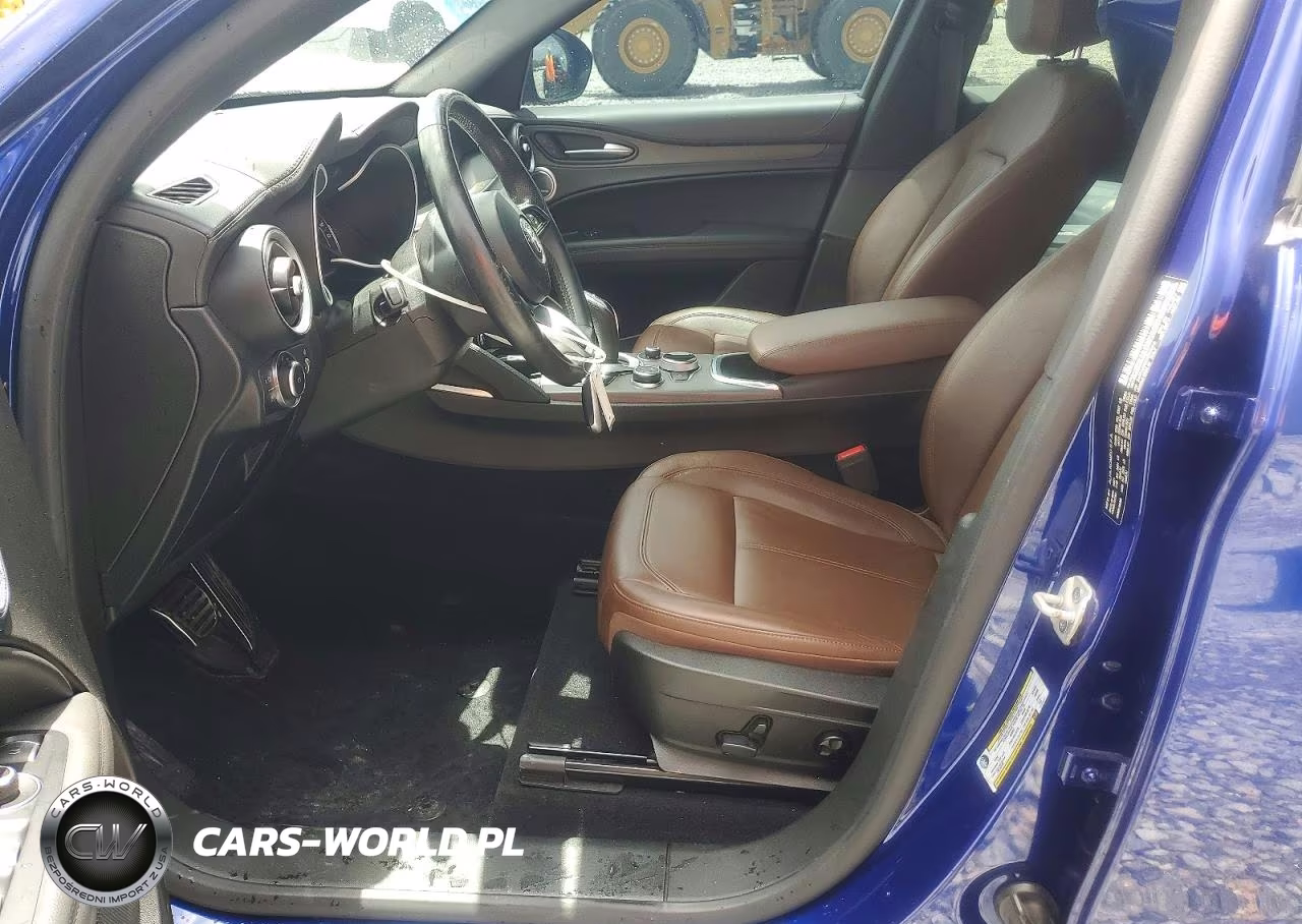 2022 Alfa Romeo Stelvio Ti VIN:ZASPAKBN3N7D30415 - 7