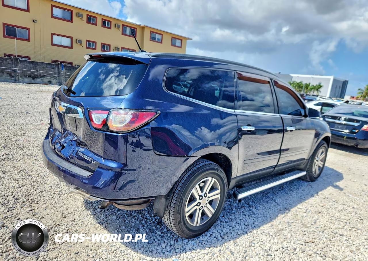 2015 Chevrolet Traverse Lt VIN:1GNKRGKD3FJ152968 - 3