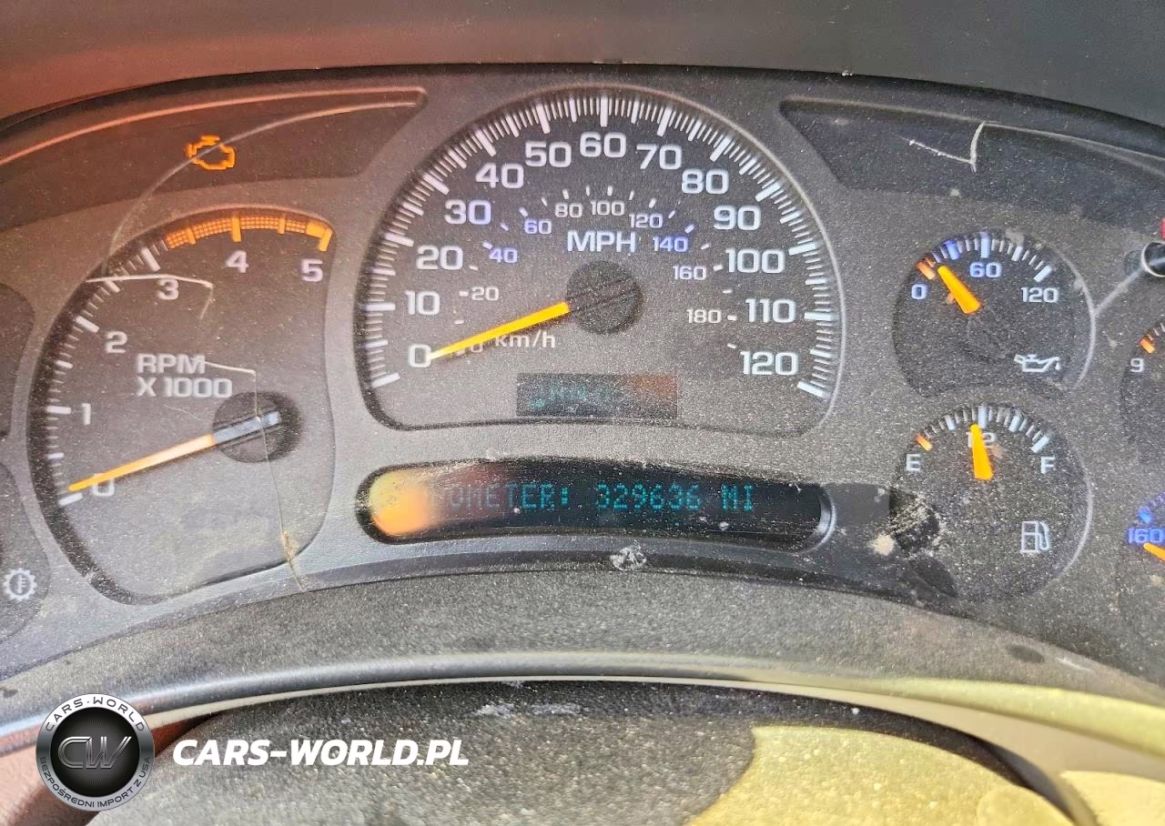 2003 GMC Sierra K2500 Heavy Duty VIN:1GTHK23103F129824 - 9
