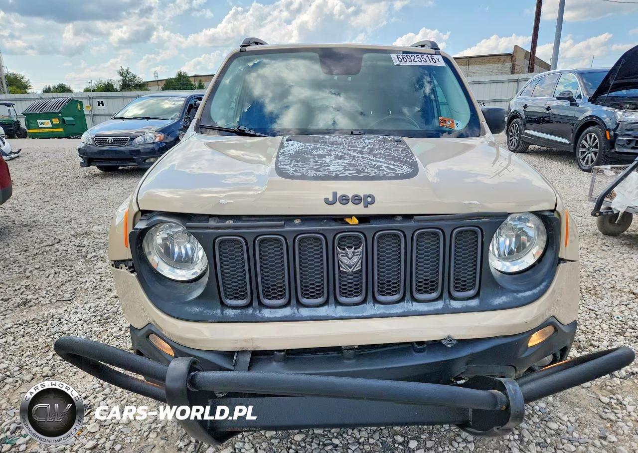2017 Jeep Renegade Trailhawk VIN:ZACCJBCB0HPF64871 - 5