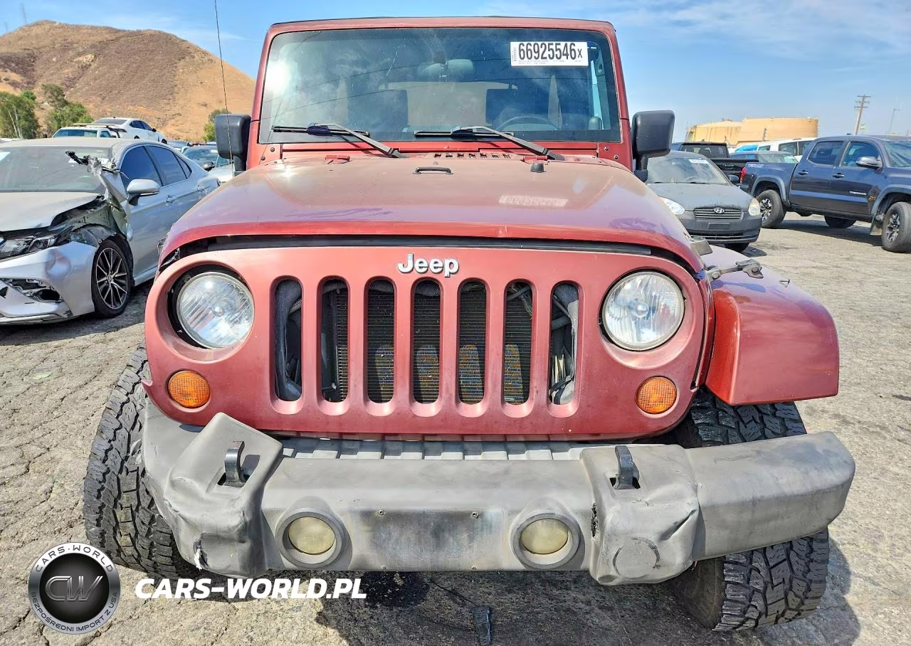 2007 Jeep Wrangler Sahara VIN:1J4GB59117L111581 - 5