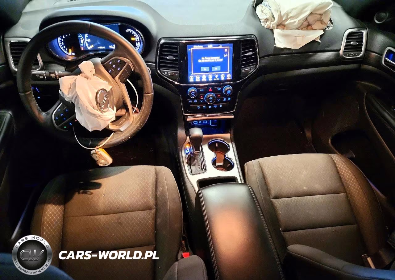 2019 Jeep Grand Cherokee Laredo VIN:1C4RJFAGXKC635635 - 8