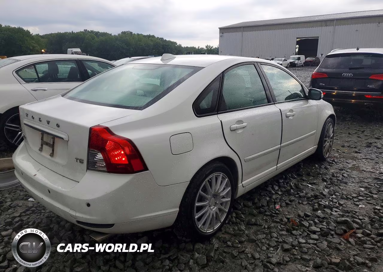 2011 Volvo S40 T5 VIN:YV1672MS3B2533281 - 3