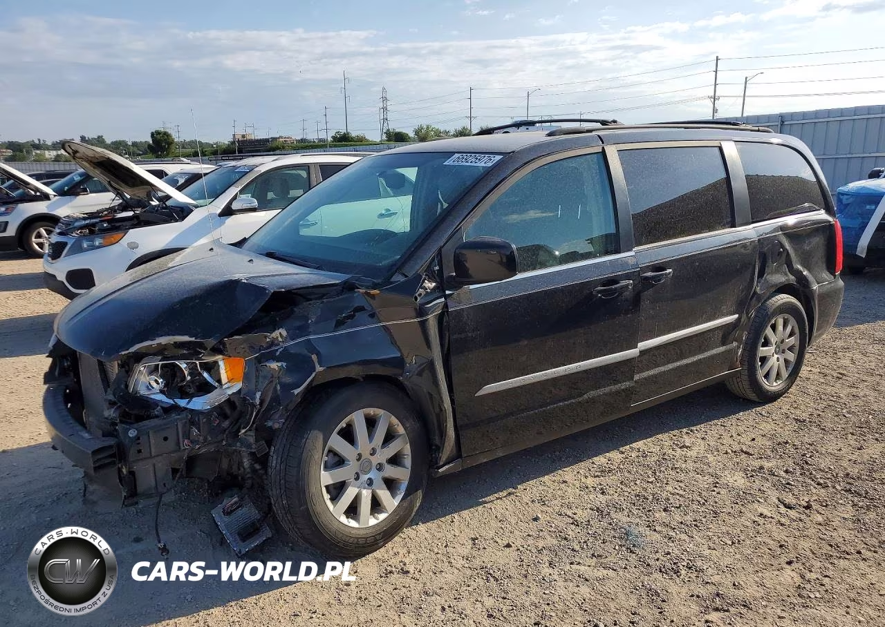 2014 Chrysler Town & Country Touring