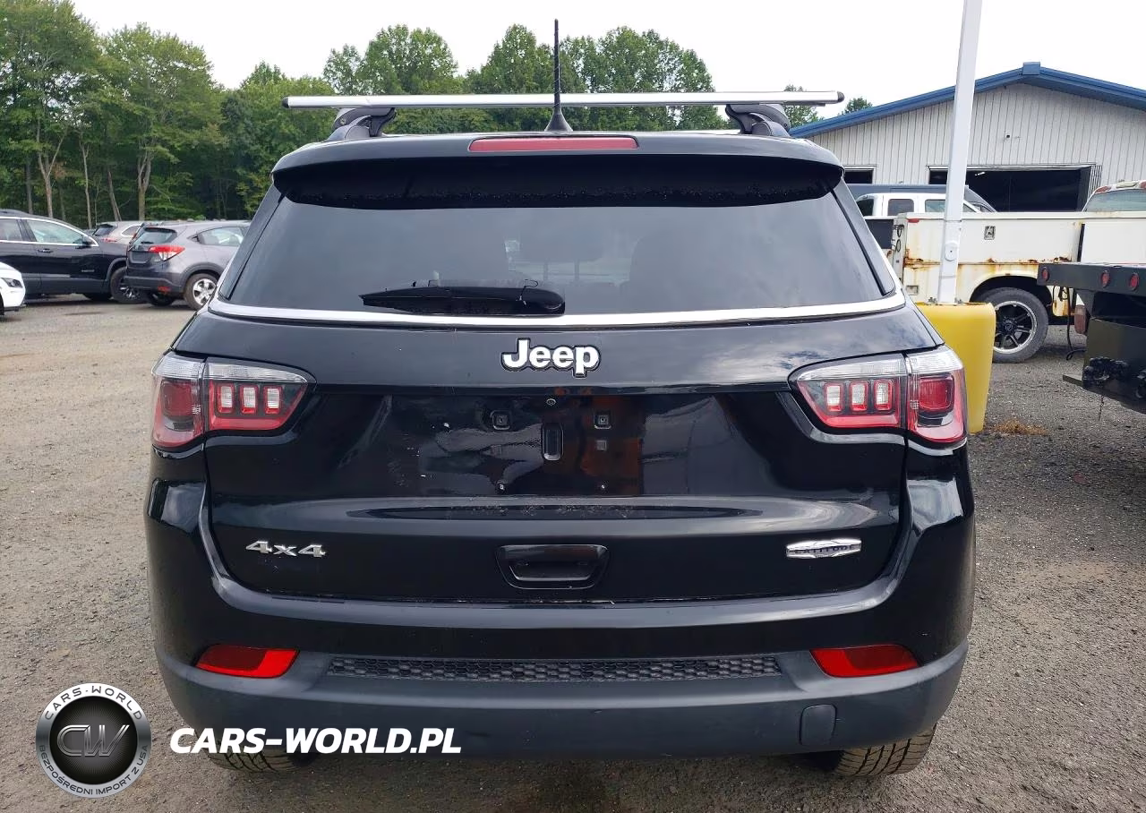 2018 Jeep Compass Latitude VIN:3C4NJDBB5JT457285 - 6