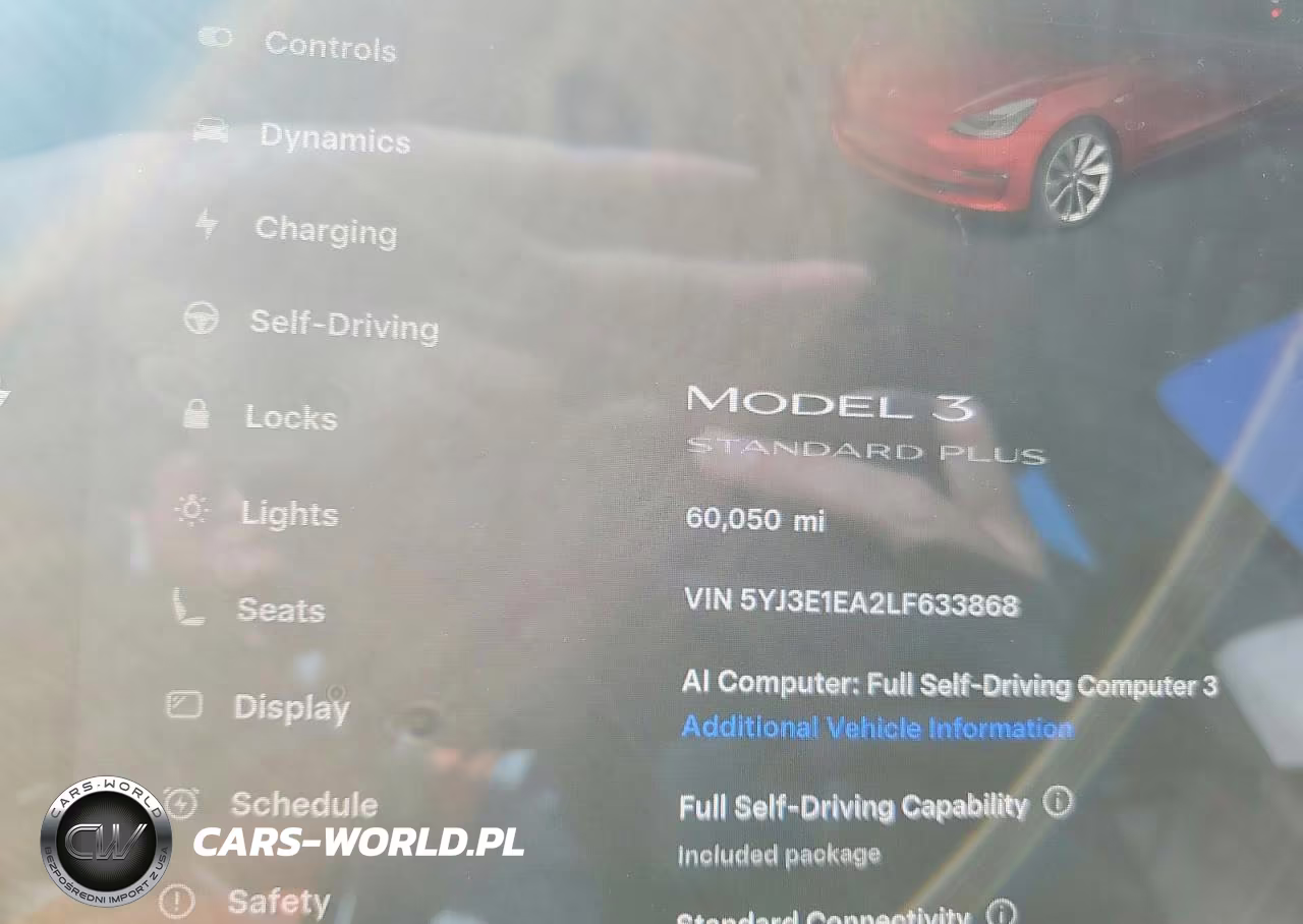 2020 Tesla Model 3 VIN:5YJ3E1EA2LF633868 - 9