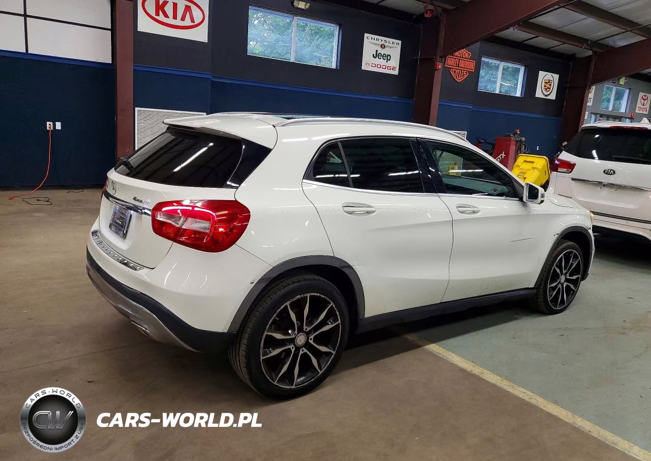 2017 Mercedes-Benz Gla 250 4Matic VIN:WDCTG4GB9HJ318271 - 3