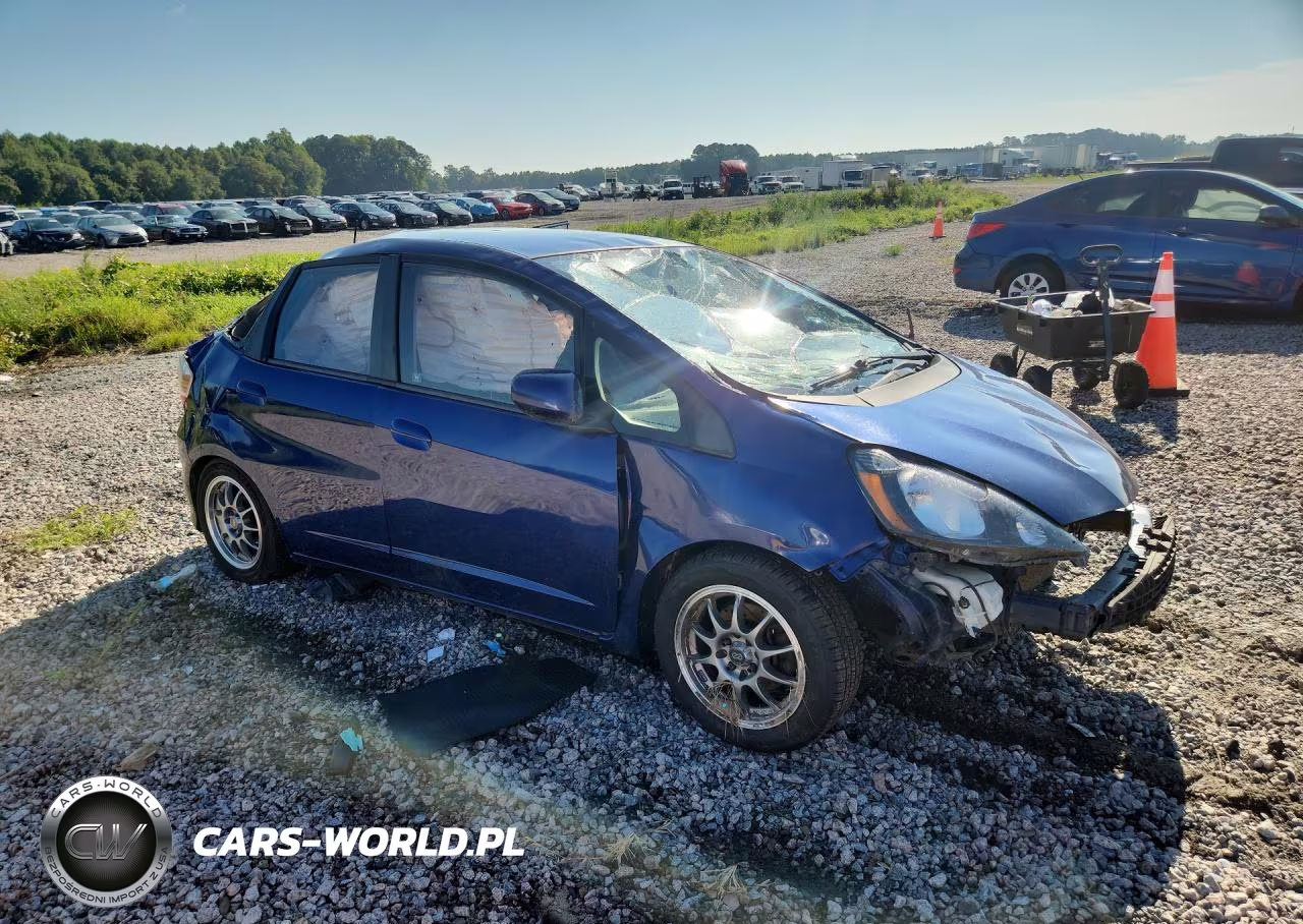2012 Honda Fit VIN:JHMGE8H31CC026637 - 4