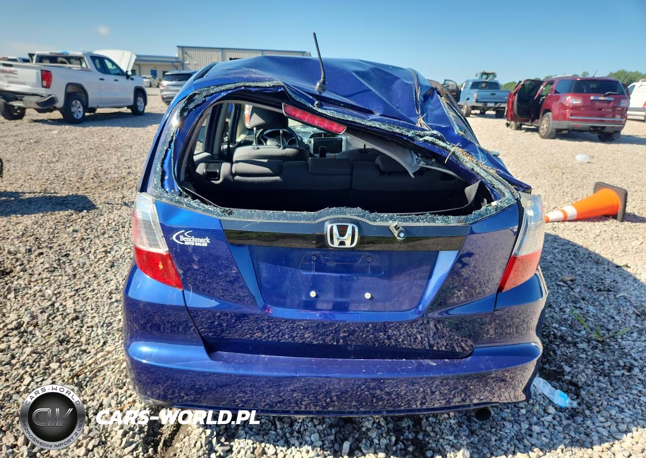 2012 Honda Fit VIN:JHMGE8H31CC026637 - 6