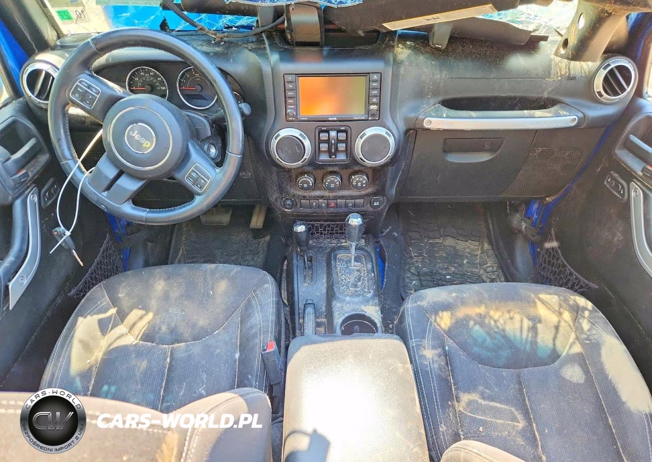 2015 Jeep Wrangler Unlimited Sahara VIN:1C4BJWEG3FL588952 - 8