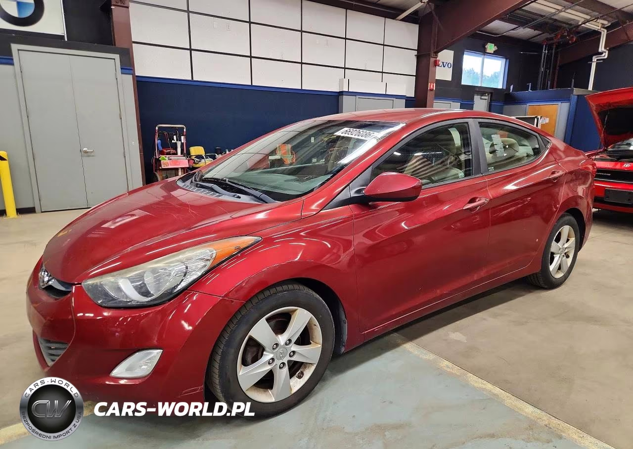 2013 Hyundai Elantra – zdjęcie 1 z 12