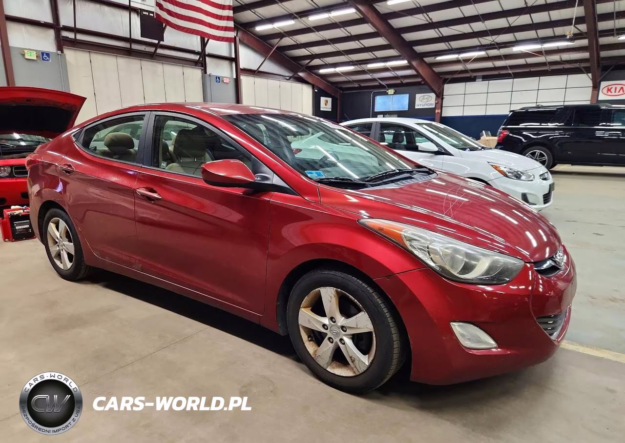 2013 Hyundai Elantra VIN:5NPDH4AE7DH232440 - 4