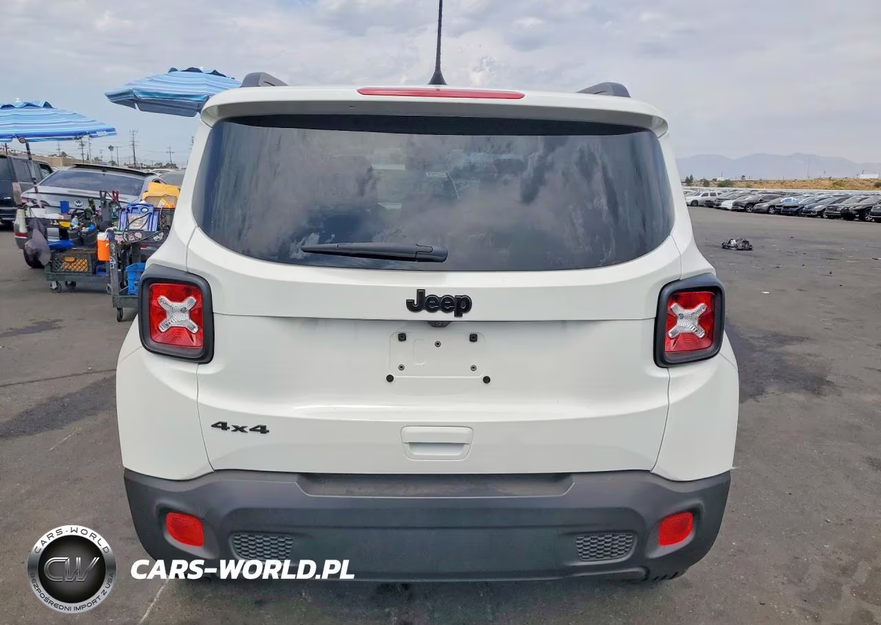 2023 Jeep Renegade Latitude VIN:ZACNJDB12PPP63638 - 6