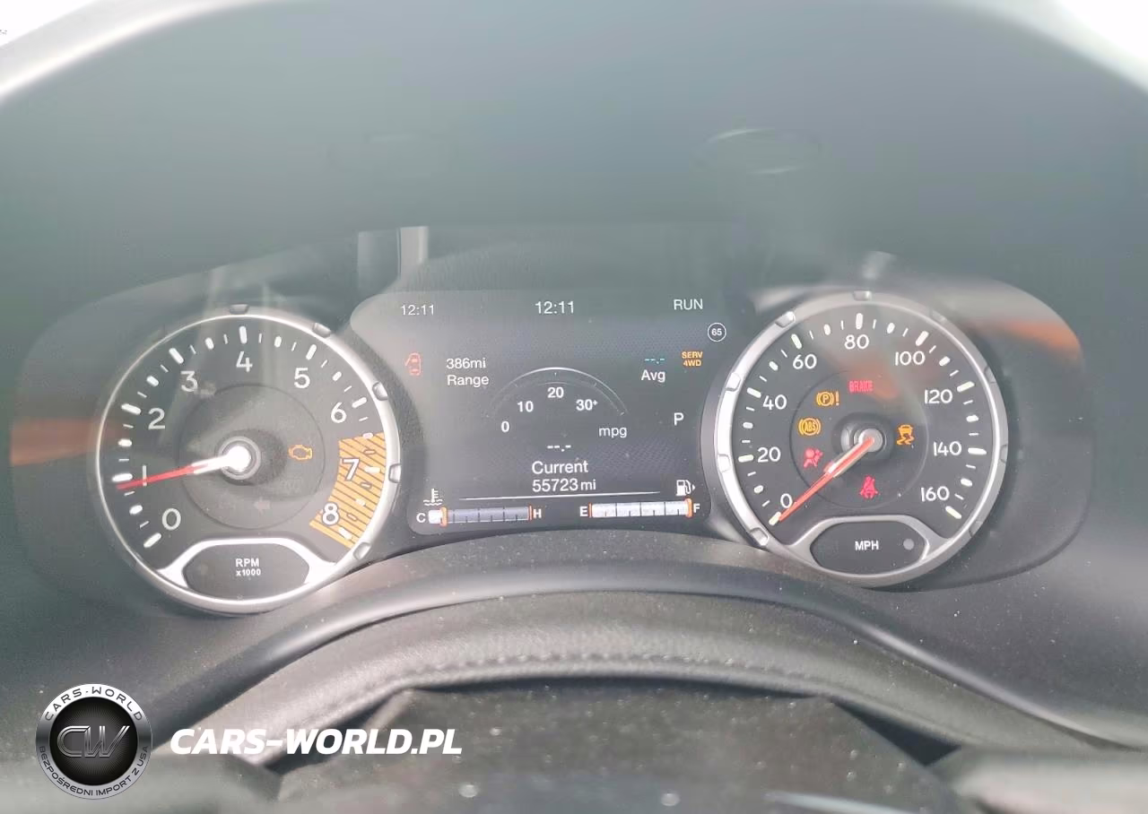 2023 Jeep Renegade Latitude VIN:ZACNJDB12PPP63638 - 9