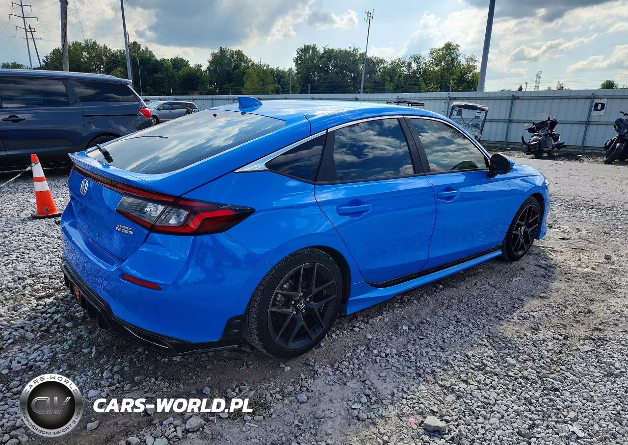2024 Honda Civic Sport Touring VIN:19XFL1G88RE030757 - 3