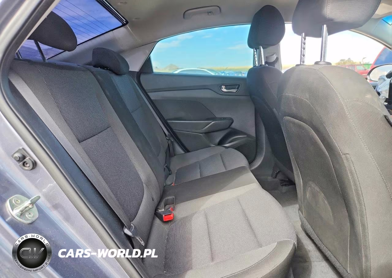 2018 Hyundai Accent Se VIN:3KPC24A38JE031643 - 10