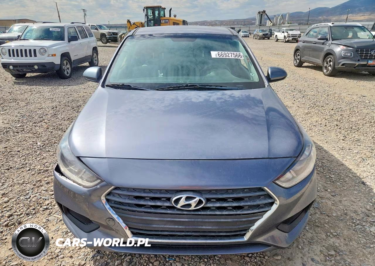 2018 Hyundai Accent Se VIN:3KPC24A38JE031643 - 5