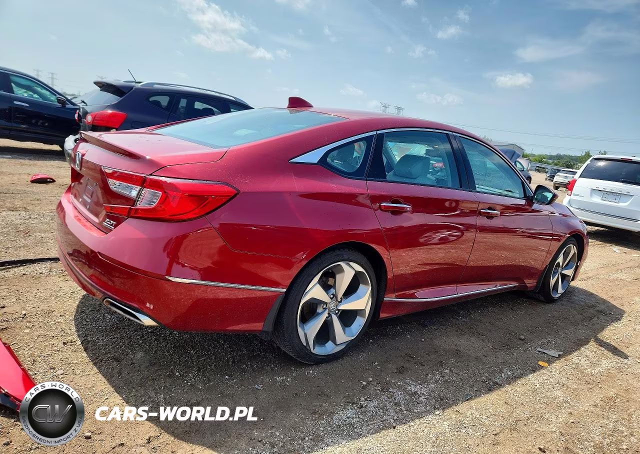 2018 Honda Accord Touring VIN:1HGCV2F97JA025846 - 3