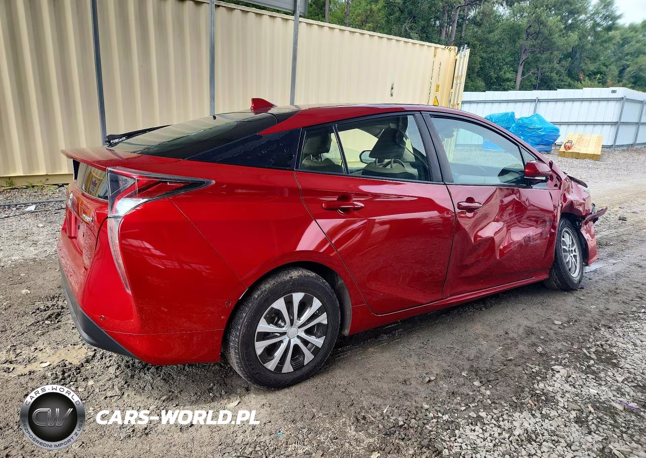 2018 Toyota Prius Four VIN:JTDKARFU2J3059992 - 3