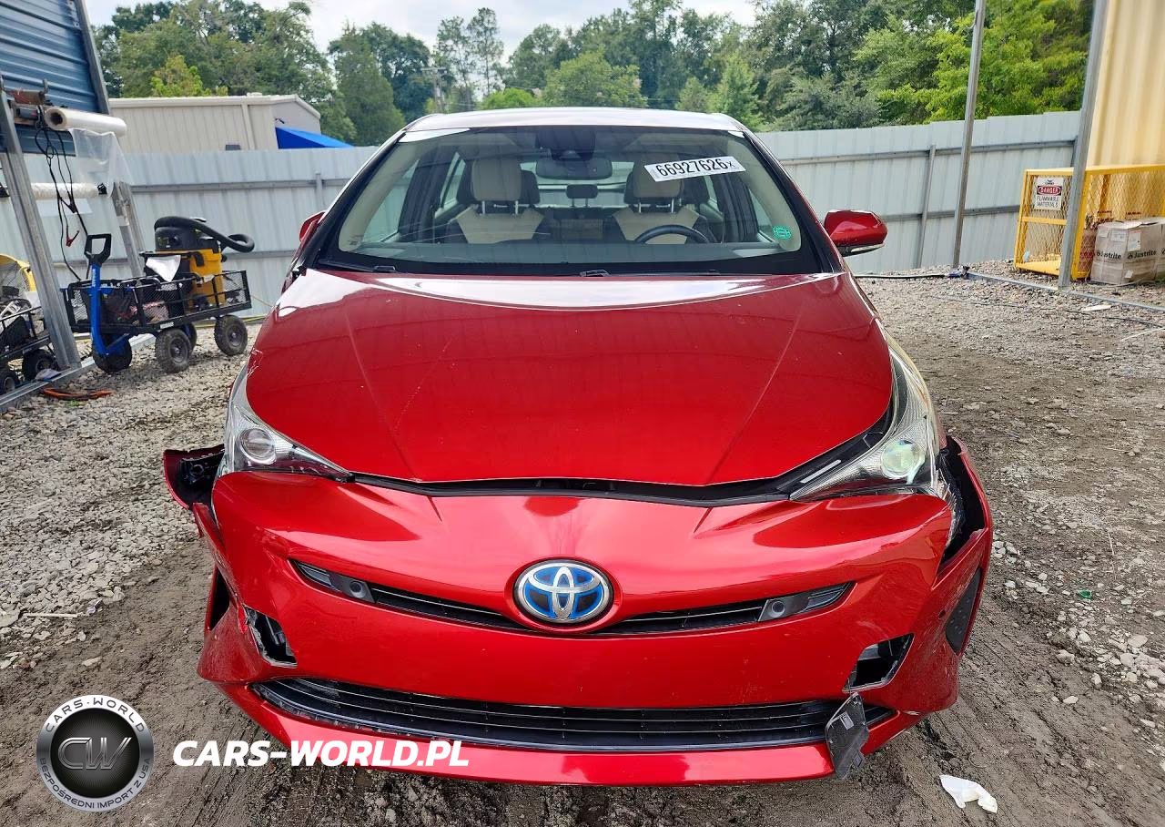 2018 Toyota Prius Four VIN:JTDKARFU2J3059992 - 5