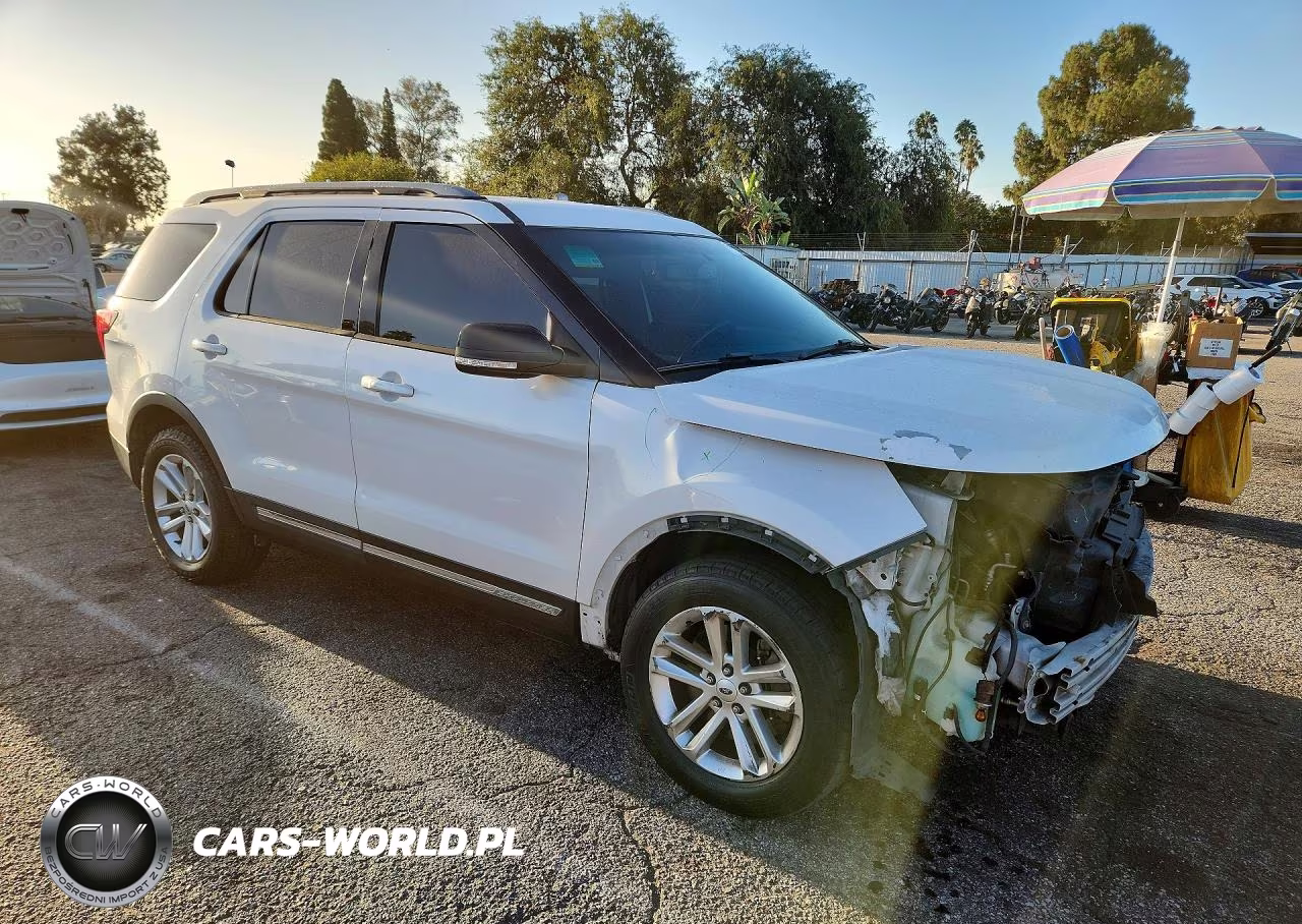 2016 Ford Explorer Xlt VIN:1FM5K7D81GGD03360 - 4