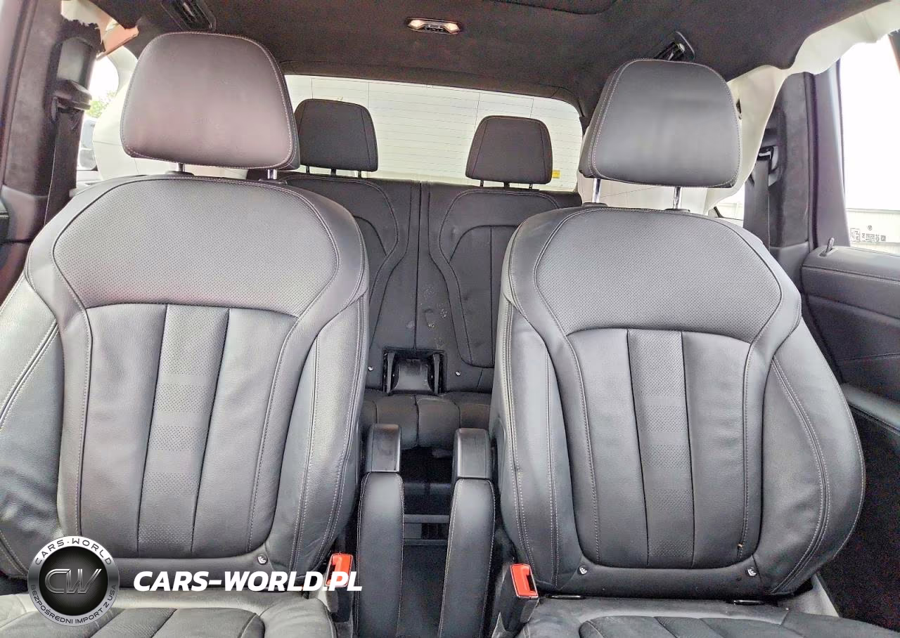 2021 BMW X7 M50I VIN:5UXCX6C07M9E34894 - 10
